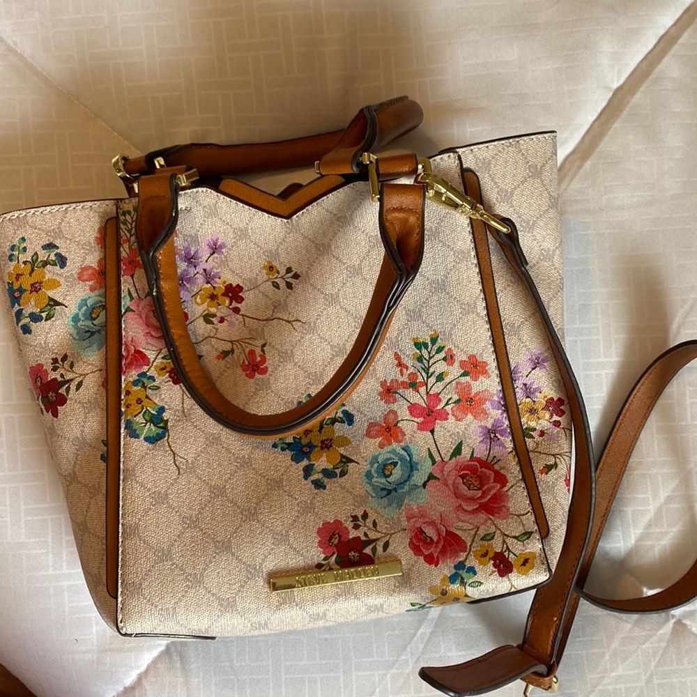 Cute Steve Madden purse